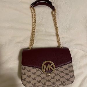 Michael Kors shoulder/crossbody bag